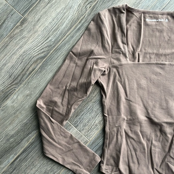 Abercrombie & Fitch Seamless Sqaureneck Bodysuit - Picture 2 of 6